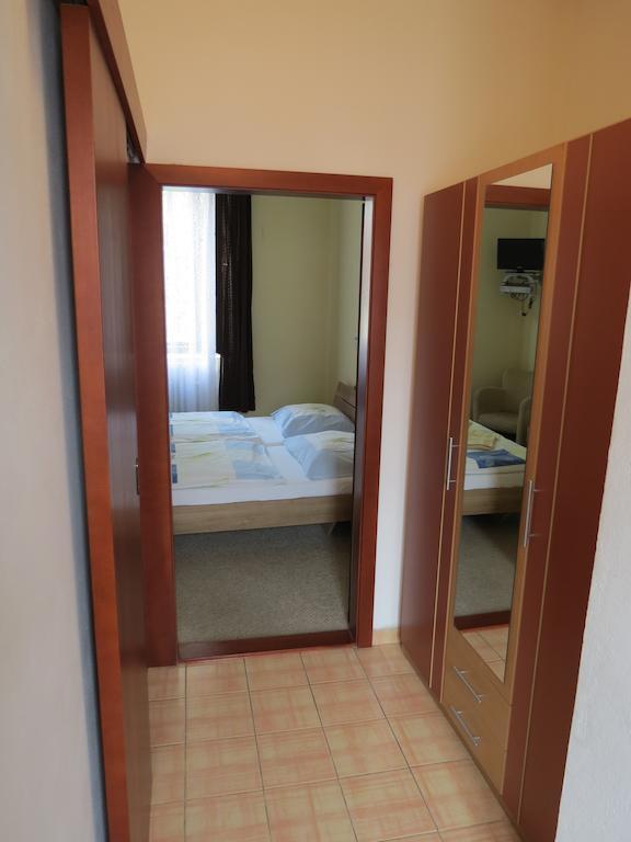Hotel Cesky Dvur Beroun  Room photo