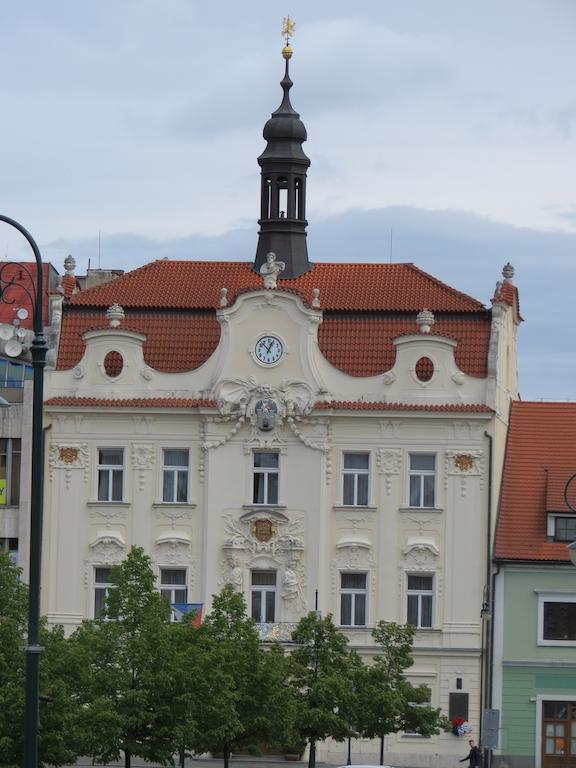 Hotel Cesky Dvur Beroun  Exterior photo
